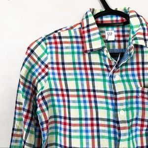 GAP • Gingham Plaid Button Down Shirt